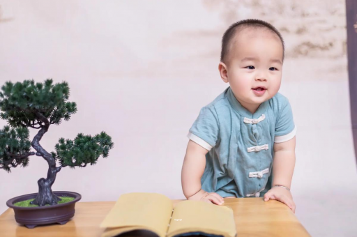 桓台宝宝爱吐奶是什么原因