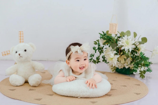 桓台宝宝喜欢侧着睡